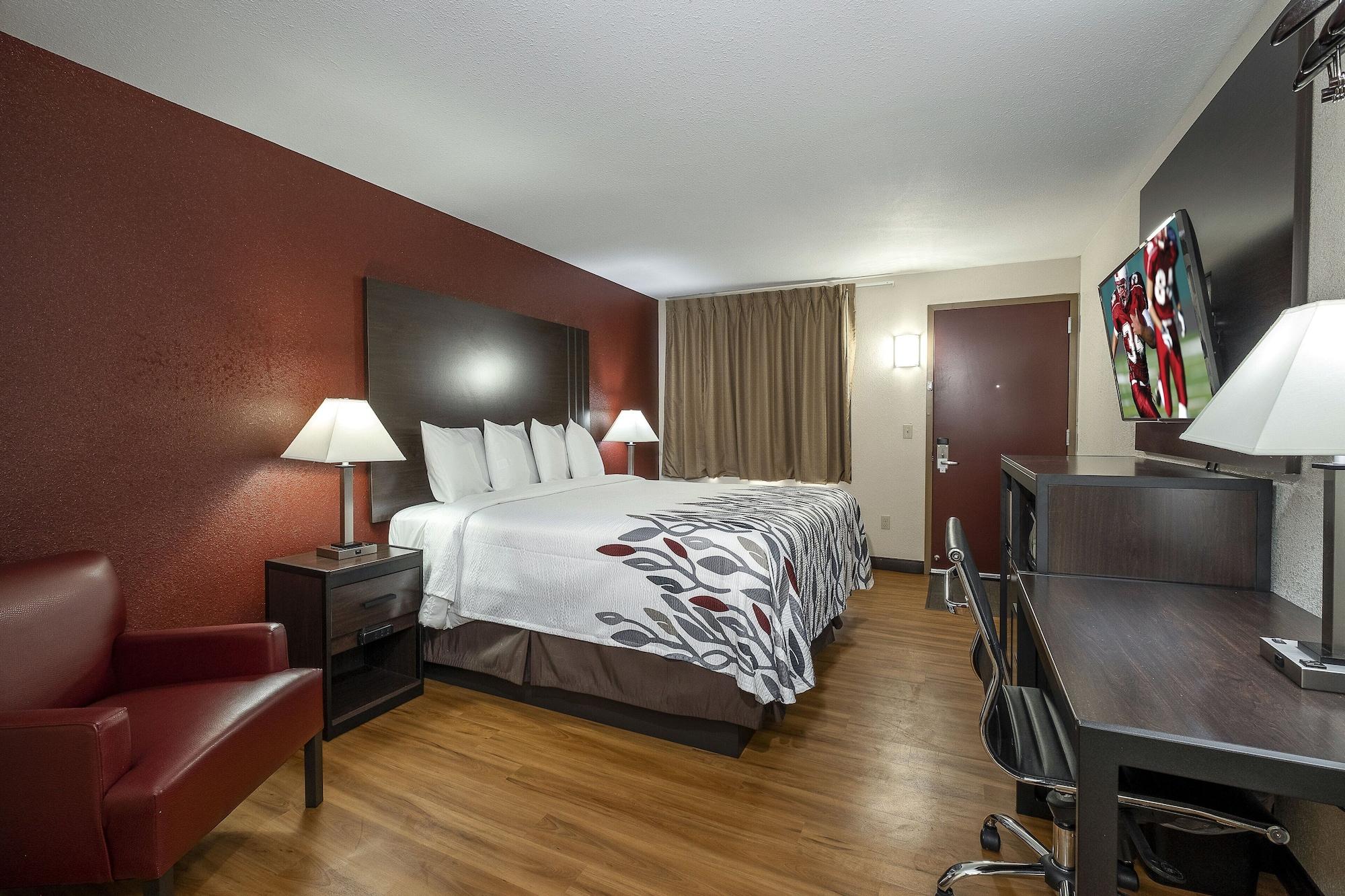 Motel Red Roof 2*